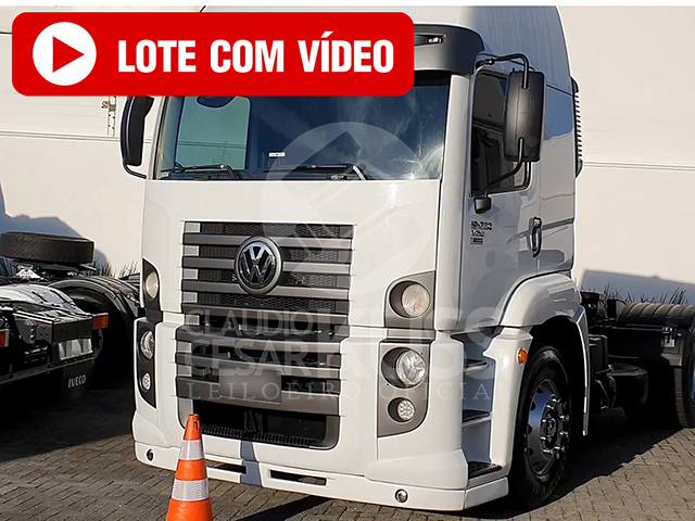 LOTE 01 - Volkswagen 19.320 Constellation Titan Tractor 2010