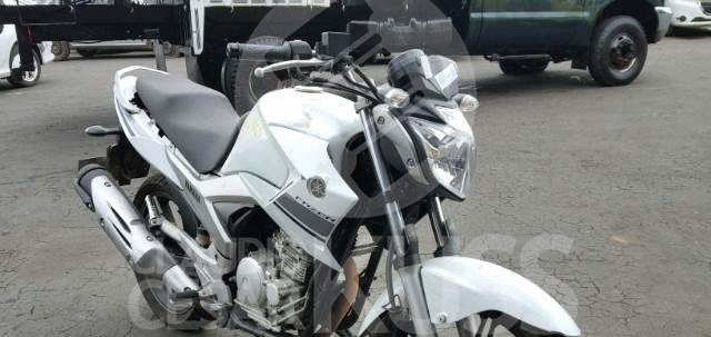 LOTE 005 - YAMAHA FAZER YS 250