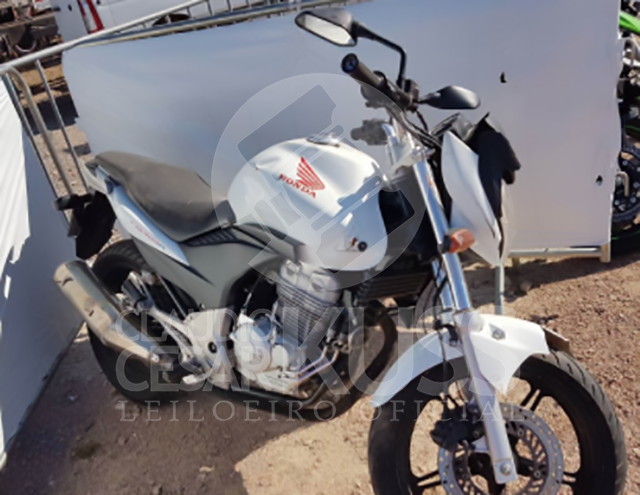 Lote 020 - HONDA CB 300 R 2012