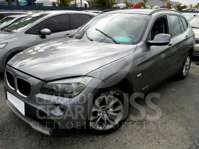 LOTE 040 - BMW X1 2.0 16V sDrive 18i 2010