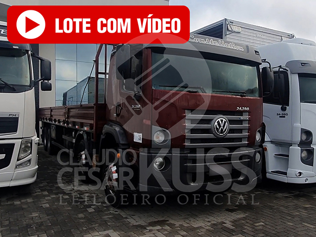 LOTE 005 - VOLKSWAGEN 24-280 Bitruck 2015